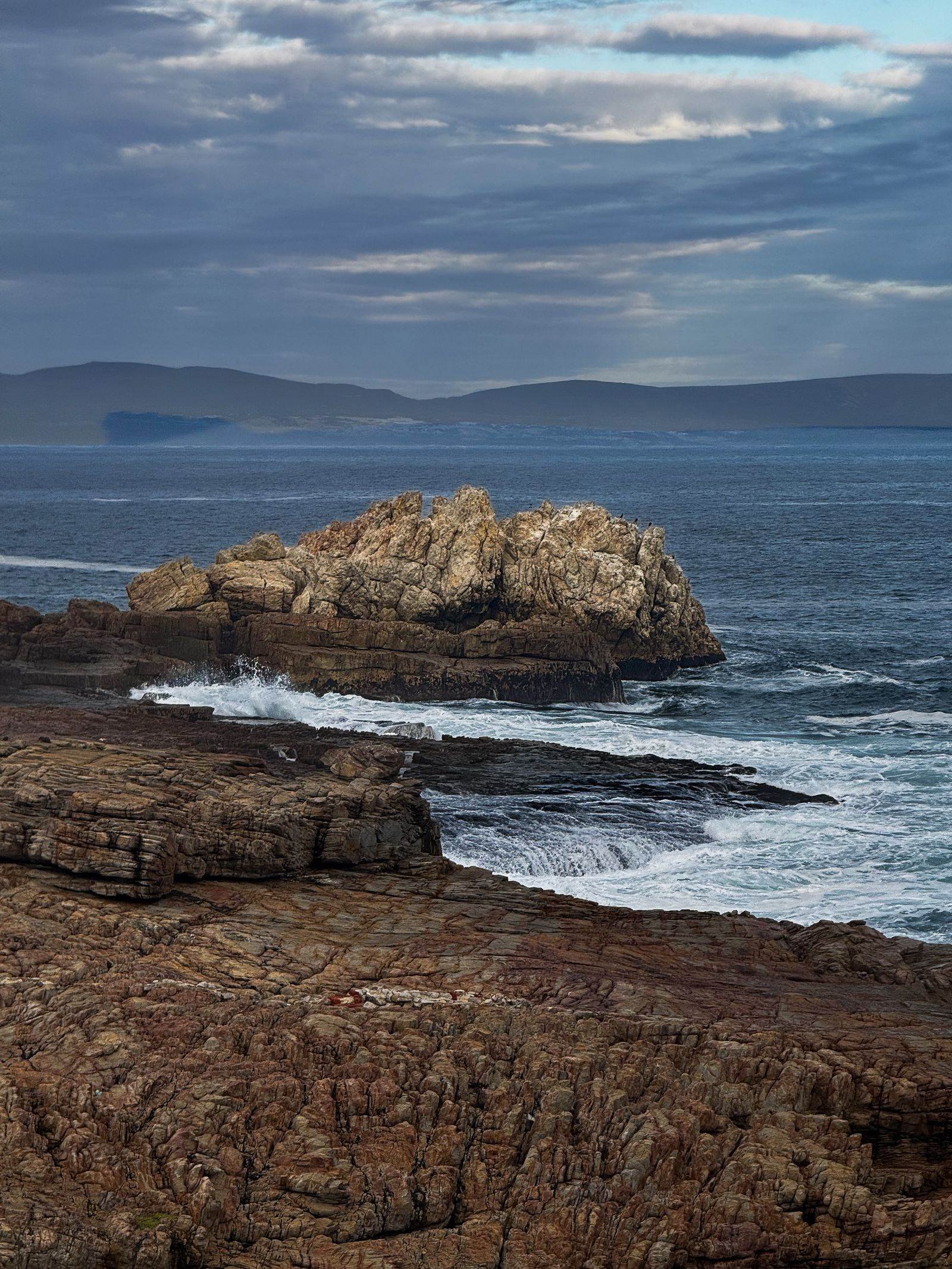 Rocky coastline and cliffs at Hermanus in the Overberg